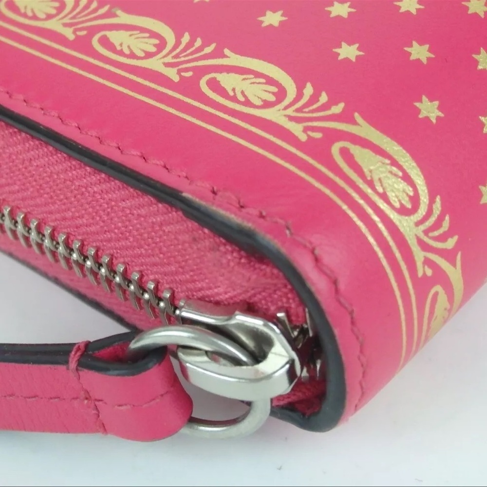 Like new Authentic GUCCI Sega Collaboration Wallet - Picture 10 of 11